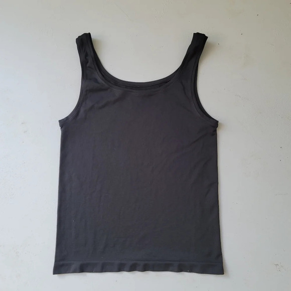 Chicos Tank Top Solid Black Sleeveless Nylon/Spand Shirt Chicos Sz 2 2 Womens L - Picture 2 of 7